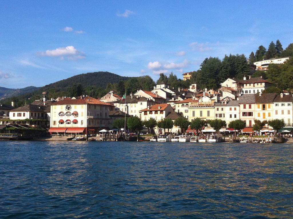 -Ortaflats- Appartamenti Imbarcadero & Palazzotto Orta San Giulio Exterior photo