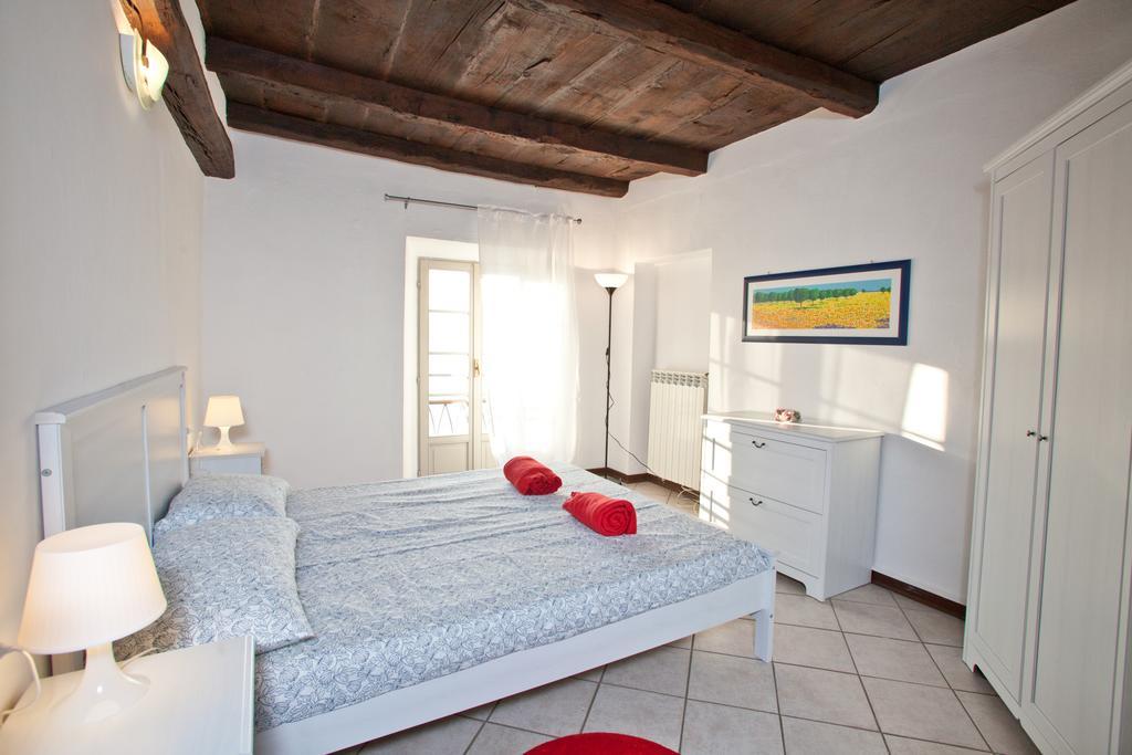 -Ortaflats- Appartamenti Imbarcadero & Palazzotto Orta San Giulio Room photo